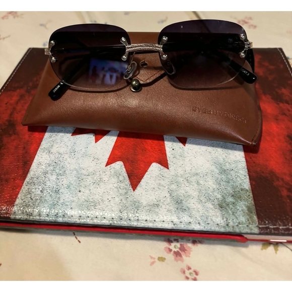 Sunglasses - Picture 7 of 7